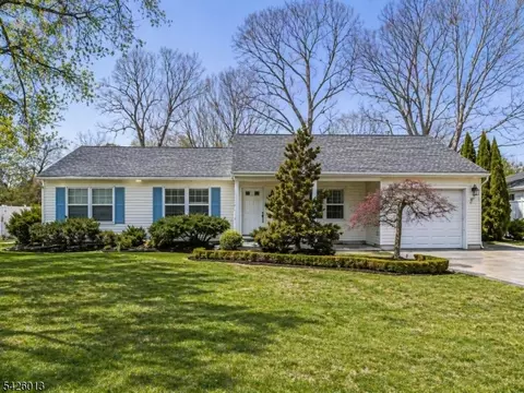 48 Morton Ave, Monroe Township, NJ 08831
