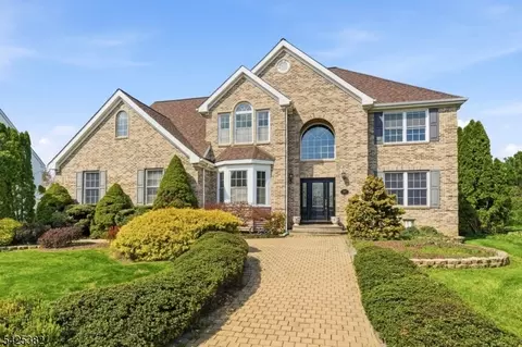 1907 Gary Rd, Stewartsville, NJ 08886