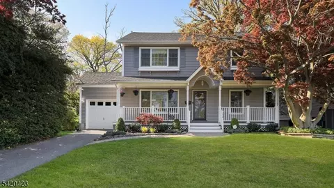 156 Mohawk Dr, Cranford, NJ 07016
