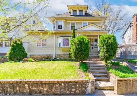 90 Renner Ave, Newark, NJ 07112