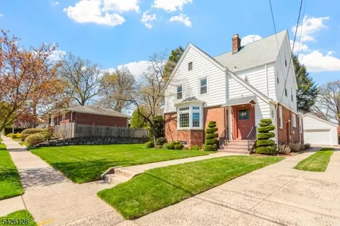 146 Irving Pl, Rutherford, NJ 07070
