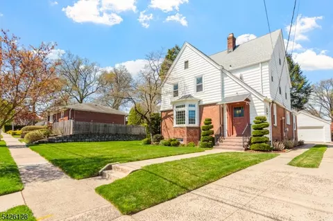146 Irving Pl, Rutherford, NJ 07070