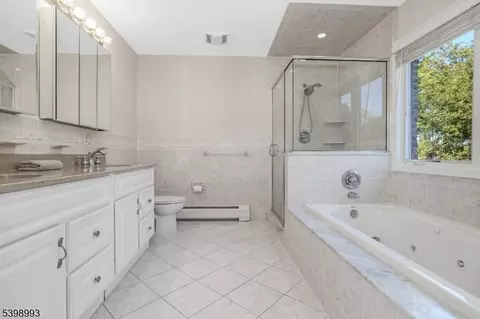 Bath - 4 Maple Ave, Waldwick, NJ 07463 photo 2 of 5