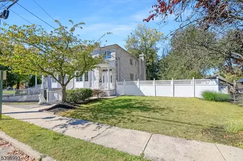 Exterior - 4 Maple Ave, Waldwick, NJ 07463 photo 6 of 6