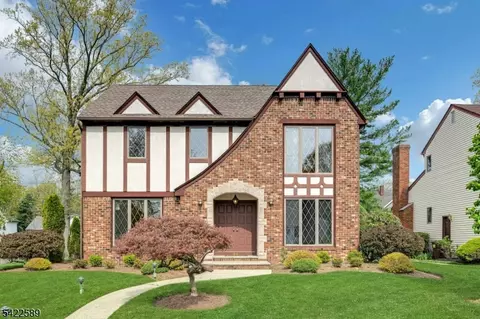 34 Connecticut St, Cranford, NJ 07016