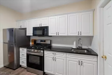 76 Mount Prospect Ave, Newark, NJ 07104