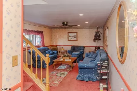286 Harris Ave, Middlesex, NJ 08846 photo 21