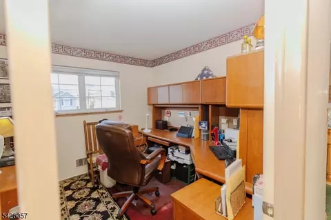 286 Harris Ave, Middlesex, NJ 08846 photo 14