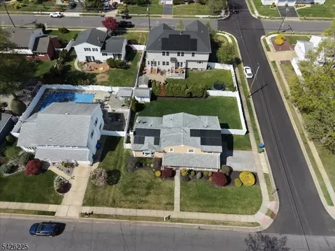 95 Calvert Ave E, Edison, NJ 08820 photo 42