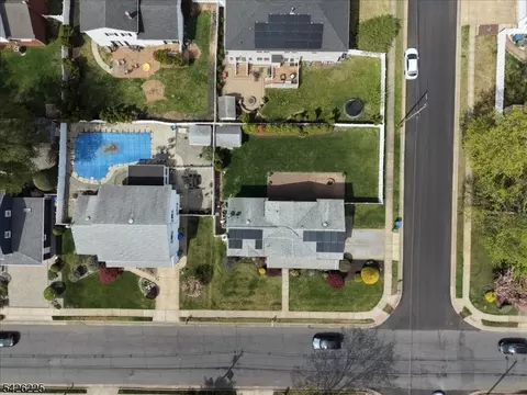 95 Calvert Ave E, Edison, NJ 08820 photo 41