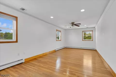 95 Calvert Ave E, Edison, NJ 08820 photo 30