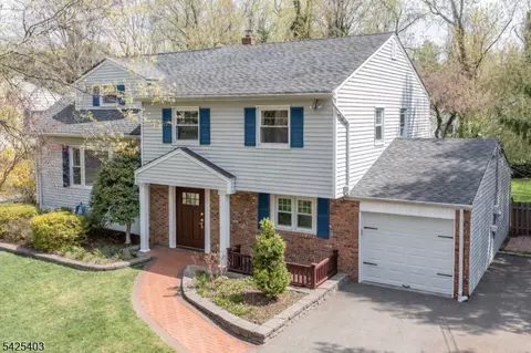120 Brookside Dr, New Providence, NJ 07974