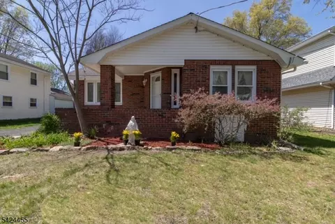 124 Chestnut St, Bridgewater, NJ 08807