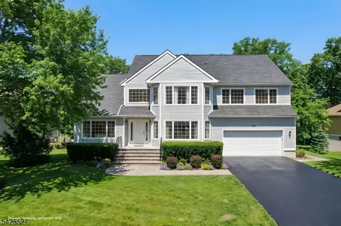 53 Ridge Dr, Montville, NJ 07045