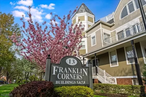 13 Franklin Pl #6D, Morristown, NJ 07960