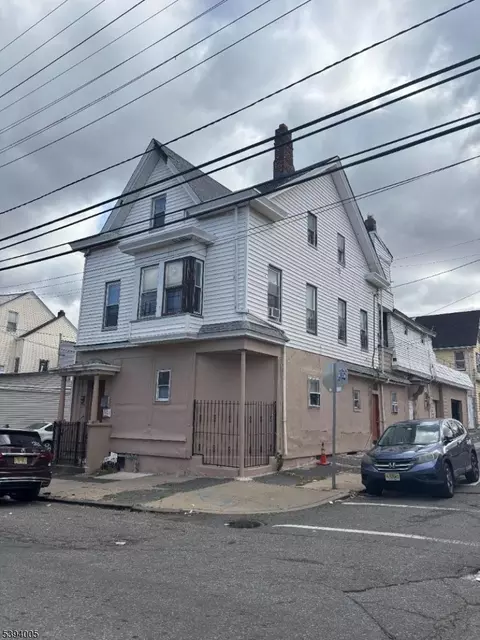 564 River St, Paterson, NJ 07524