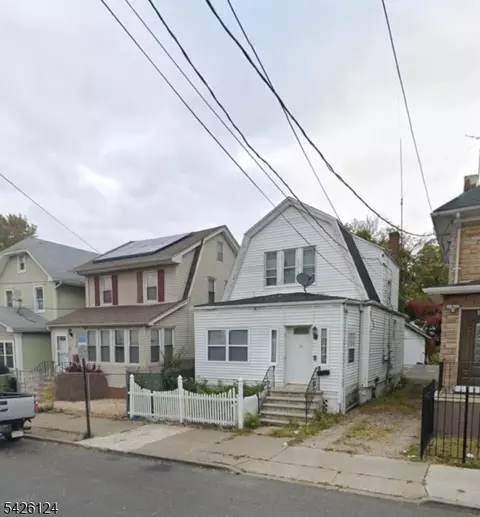 13 Paine Ave, Irvington, NJ 07111