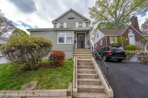 100 Washington Pl, Teaneck, NJ 07666