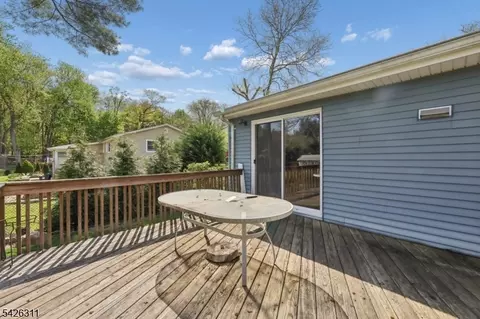 35 Robin Rd, Wayne, NJ 07470 photo 31