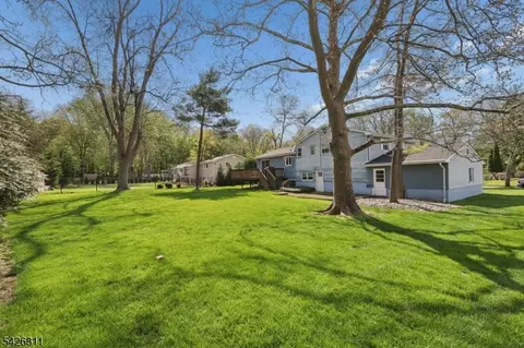 35 Robin Rd, Wayne, NJ 07470 photo 35
