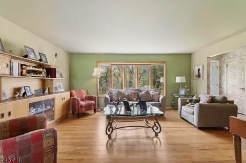 35 Robin Rd, Wayne, NJ 07470 photo 8