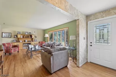 35 Robin Rd, Wayne, NJ 07470 photo 6