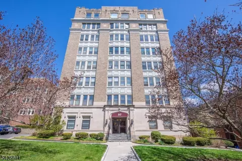 57 Union St #21, Montclair, NJ 07042