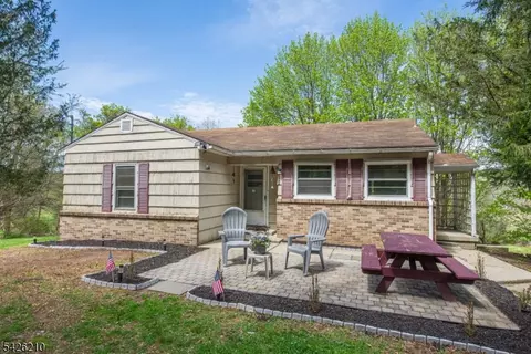 211 Clove Rd, Montague, NJ 07827