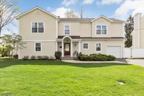 29 Mohawk Trl, Westfield, NJ 07090