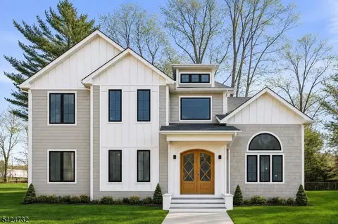 47 Afton Dr, Florham Park, NJ 07932