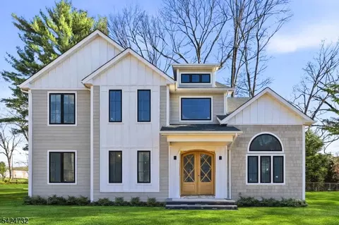 47 Afton Dr, Florham Park, NJ 07932