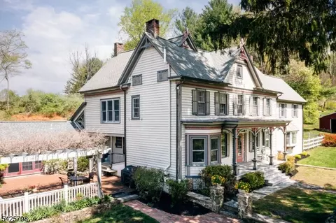145 Mt Grove Rd, Califon, NJ 07830