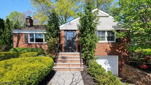 721 Kimball Ave, Westfield, NJ 07090