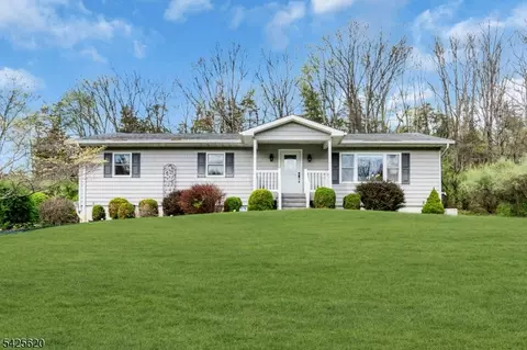 46 Van Horn Rd, Fredon Twp, NJ 07860