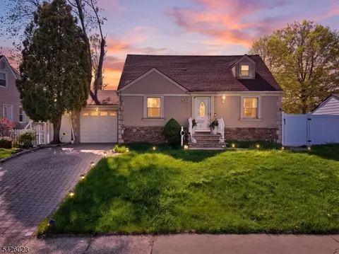 417 Brooklawn Ave, Roselle, NJ 07203