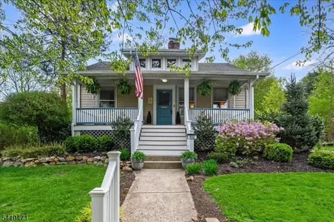 552 Summit Ave, Maplewood, NJ 07040