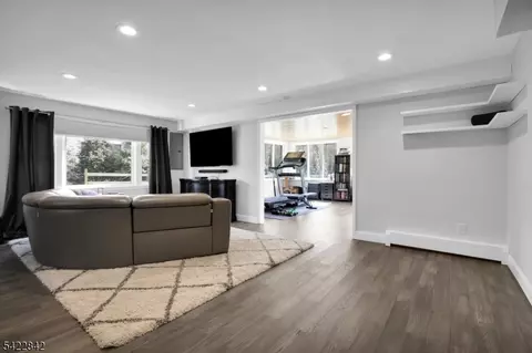 Living - 36 Coppergate Dr, Basking Ridge, NJ 07920 photo 4 of 4