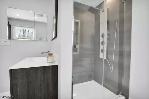 Bath - 36 Coppergate Dr, Basking Ridge, NJ 07920 photo 2 of 7