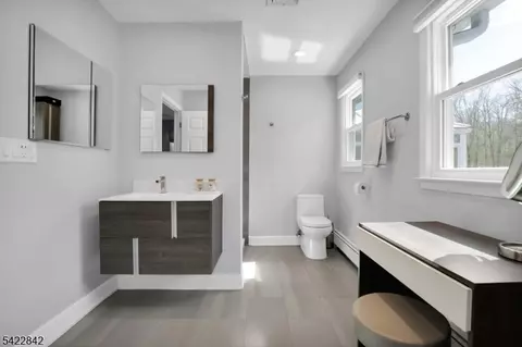 Bath - 36 Coppergate Dr, Basking Ridge, NJ 07920 photo 1 of 7