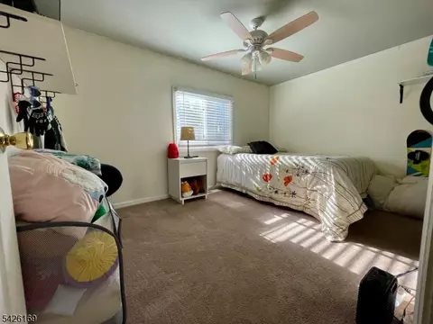 22 Ambassador Dr, Wayne, NJ 07470 photo 9