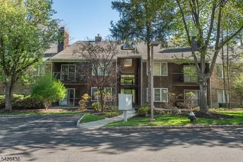 2 Tulip Cres #1C, Little Falls Twp, NJ 07424