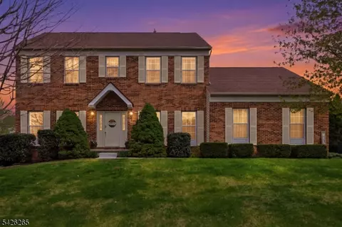 1803 Gary Rd, Stewartsville, NJ 08886