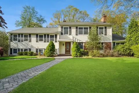 28 Coleridge Rd, Short Hills, NJ 07078