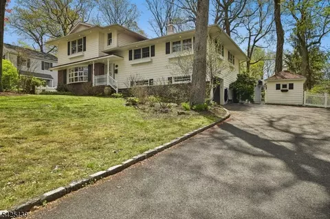 133 Murray Hill Blvd, New Providence, NJ 07974