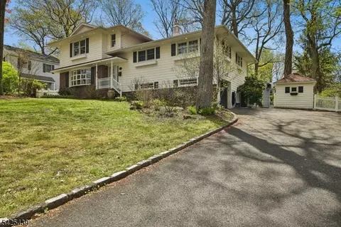 133 Murray Hill Blvd, New Providence, NJ 07974