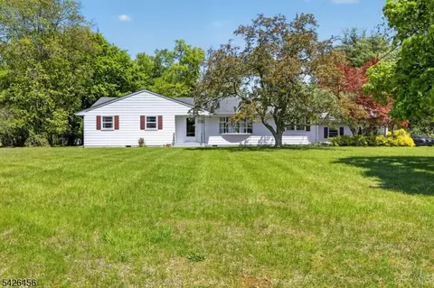 19 Partridge Rd, Hillsborough, NJ 08844