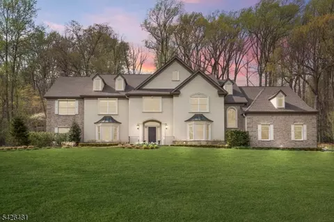 5 Cotswold Ln, Warren, NJ 07059