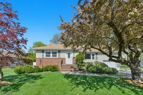 14 Yale Ter, Cranford, NJ 07016