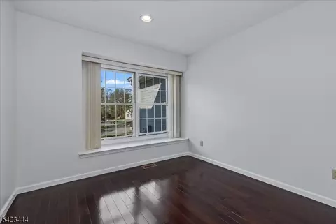 126 Worcester Dr, Wayne, NJ 07470 photo 28
