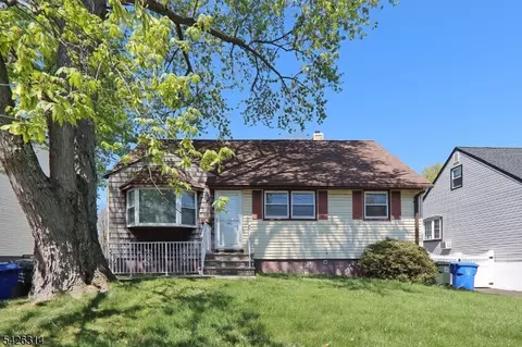 196 Worth St, Iselin, NJ 08830